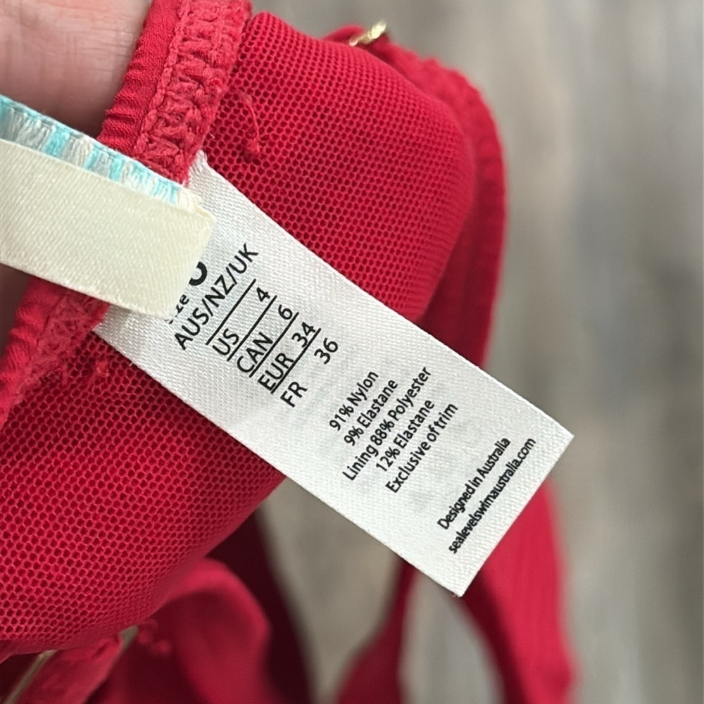 Sea level Caracas textured one piece swimsuit spice red size 4 - Picture 9 of 12